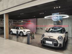 -上海普陀宝诚MINI4S店(红柳路店)