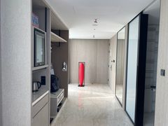 -大连星海皇冠假日酒店