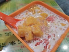 杨枝甘露-顺记冰室(宝华路店)