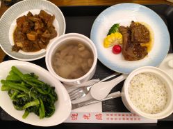 -森宝月子中心(白云山店)