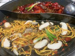 -伍师兄市井火锅(东部星悦天地店)