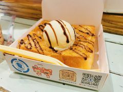 香草冰淇淋厚吐司-阿信厚吐司(曾厝垵店)