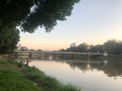 -瓦洛洛传统市场