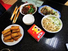 -十二忠手拉面(五福店)