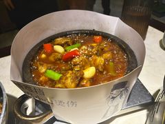 头牌石锅蛙-雨后行菜(报慈北路店)