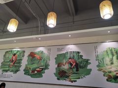 -胡须哥网红竹筒菜