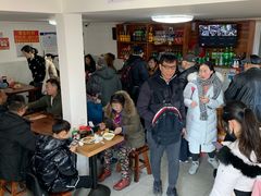 等位区-宝瑞门钉肉饼店