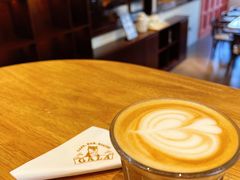 -ZAZA.CAFE.BAR