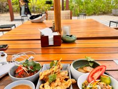 -三亚艾迪逊酒店·海滩烧烤 BARBACOA·现场乐队·浪漫晚餐·烧烤海鲜