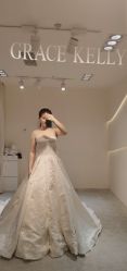 -GRACE KELLY婚纱与礼服(天津店)