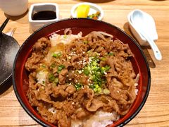 牛肉盖饭-隐泉之语日式料理(王府中环店)