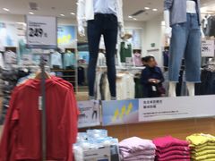 -优衣库(青岛万象城店)