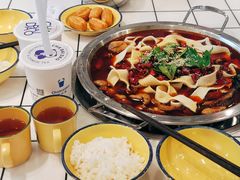 -晓彭肥肠鸡·泡椒鸡火锅(水木天地店)