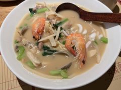 特色海鲜面-荣家黄鱼面(南京西路店)