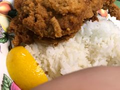 吉利猪扒饭-胜利茶餐室
