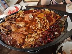 -二厨·吊桥小院·脆皮烧鸡公·本地农家菜(沿江西路店)