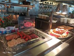-圣丰索菲特·2 On 988 Café 自助餐厅