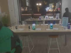 -华为授权体验店(凯德广场店)