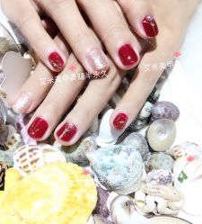 -U mi Nail美甲工作室