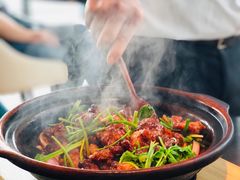 招牌霸味啫啫鸡-鹊玥·粤菜小馆(汇智国际商业中心店)