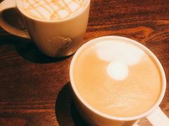 -星巴克臻选(南京金茂览秀城店)