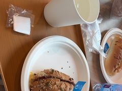 -抱抱地球咖啡馆(国家海洋博物馆店)