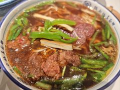 -镇南锅盖面馆(解放路店)