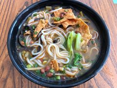 -阿生哥螺蛳粉(商都路店)