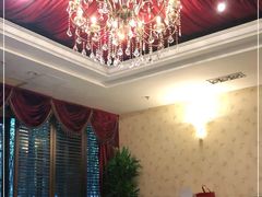 -东方明珠老上海8号餐厅
