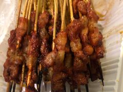 烤牙签羊肉-金渝海鲜烧烤万州烤鱼店