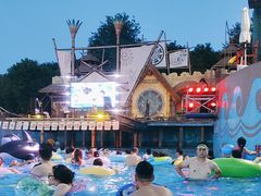 -汤山欢乐水世界