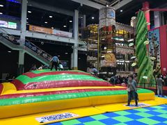 -蒙特利亲子乐园