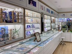 -翰佐蔡司小乐圆·依视路星趣控·暴龙眼镜折扣店