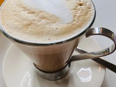 拿铁-WOLFGANG PUCK KITCHEN & BAR(迪士尼小镇店)