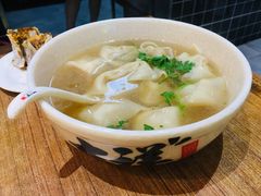 虾仁玉米馄饨-吉祥馄饨(新亚国际大厦店)