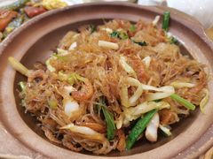 干逼海皇粉丝煲-清新鸡沙田乳鸽店(金融店)