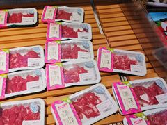 -盒马X会员店(王府井奥莱UP TOWN店)