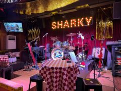 -鲨鱼美式餐厅酒吧Sharky