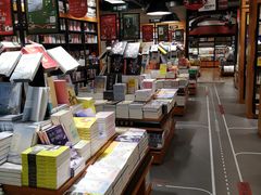 -西西弗书店&矢量咖啡(凯德晶萃广场店)