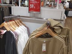 -优衣库(上海金桥太茂店)