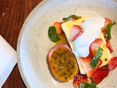 -ROAST coffee & eatery