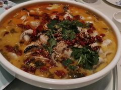 -香山湖家家宴(中山陵店)