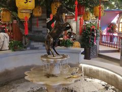 -万里闯关东铁锅炖菜馆(高新旗舰店)