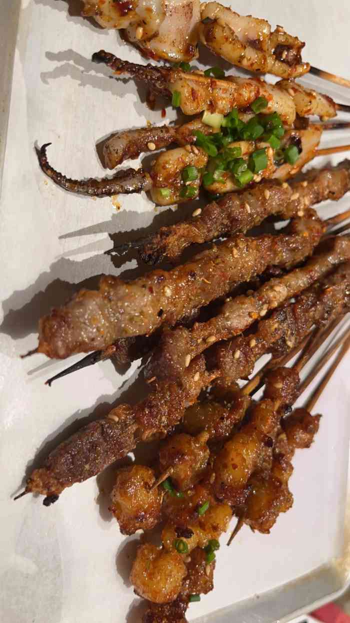 木屋烧烤(新洲店)-"菜品很好,食材新鲜,味道可口.木屋椒麻烤.