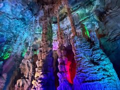 -泰安地下龙宫景区