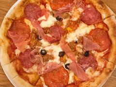 意式肉食披萨-城市大道红炉披萨烘焙坊