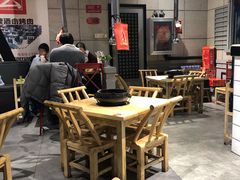 大堂-么肆烤肉·中式自助·烤肉大排档(街道口季佳PAI店)