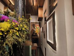 -Cuc Gach Quan Restaurant