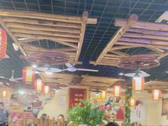 -靠山屯东北农家菜(八龙桥雅苑店)