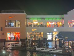 -NIKE上海青浦优选体验店